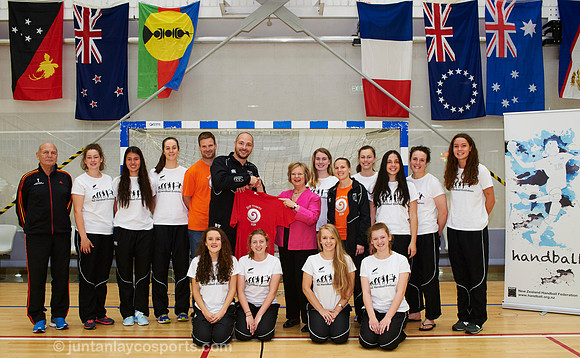 NZ Girls Team with the German Ambassador